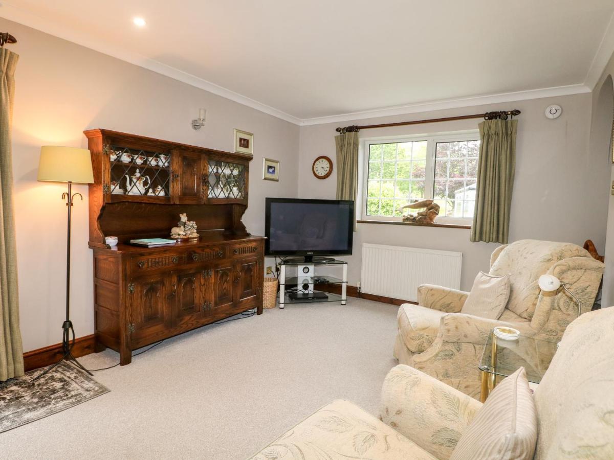 Miswells Cottages - Lake View Turners Hill Екстериор снимка